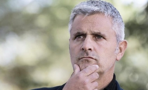 Programmi TV di stasera, lunedì 18 febbraio 2019. Su Rai2 Enrico Lucci con «Realiti Sciò – Il Film»