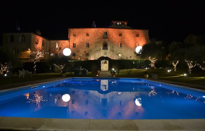 Uomini e Donne: al via il valzer delle scelte in prima serata – Video e ascolti story