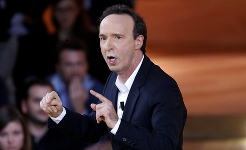 Programmi TV di stasera, lunedì 4 febbraio 2019. Su Rai2 «C’è Benigni»