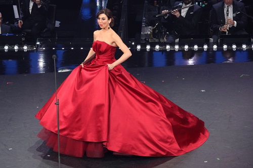 Virginia Raffaele e l’invocazione del diavolo: «Preferisco farmi una risata satanica»