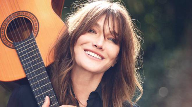 The Voice 2019: Carla Bruni rifiuta, arriva D’Alessio