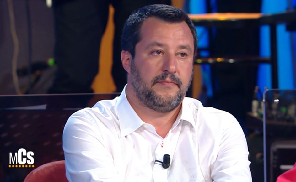 Costanzo Show, Salvini contro Fazio: «Guadagna 4milioni l’anno per fare campagna elettorale»