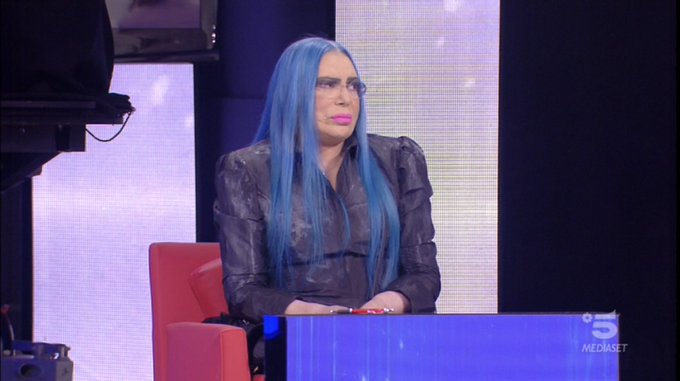 Amici 2019, Loredana Bertè contesta ancora i professori: «Applaudono Mameli, uno che potrebbe darsi alle televendite dei materassi»