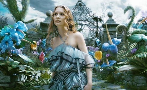 Programmi TV di stasera, mercoledì 10 aprile 2019. Su Italia 1 «Alice in Wonderland»