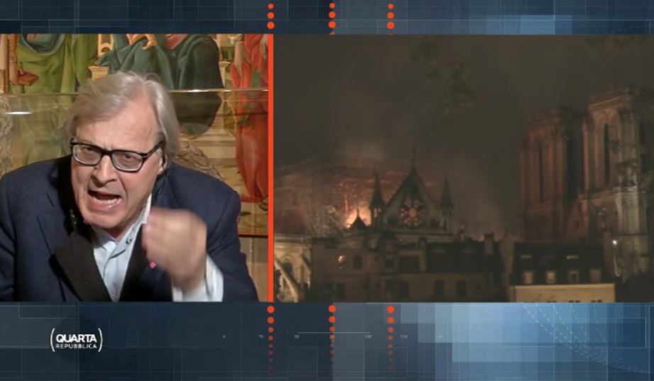 Notre Dame, Sgarbi: «Lì non c’è nulla di valore, le vetrate opere triviali». Lite con Meluzzi su Rete4