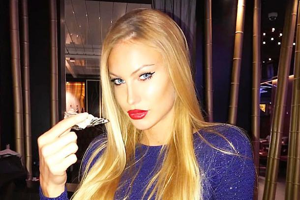 Ciao Darwin 8, nella quarta puntata si sfidano le ‘Messaline’ e le ‘Giuliette’. Taylor Mega e Giorgia Palmas le capitane