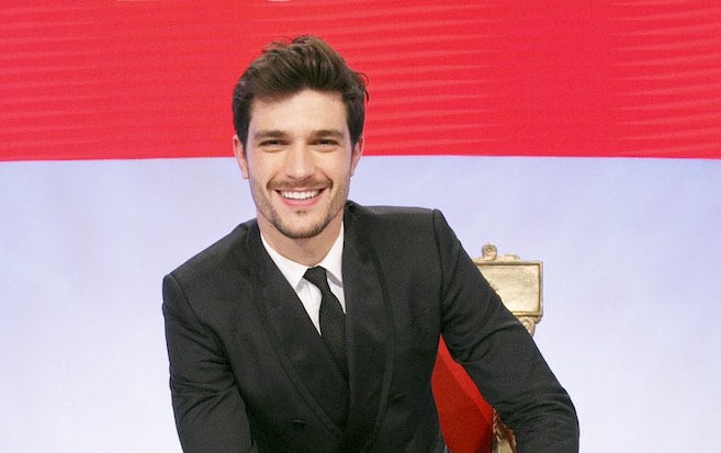 Uomini e Donne: le scelte dei tronisti saranno in diretta