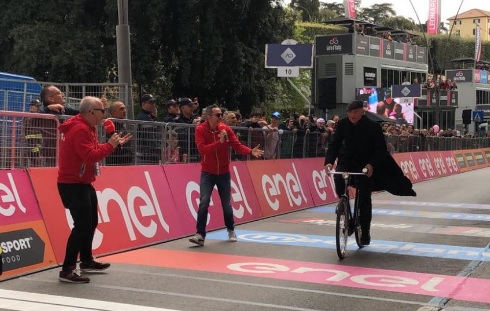 Don Matteo vince il Giro d’Italia!