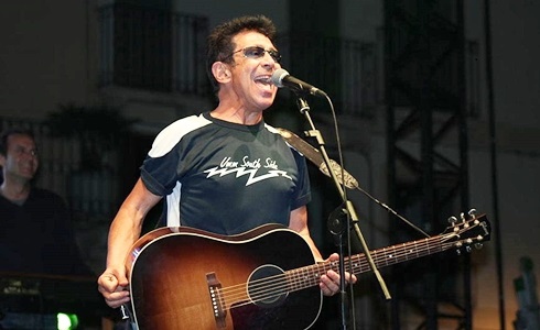 Programmi TV di stasera, lunedì 27 maggio 2019. Su Rai2 «Unici – Edoardo Bennato tra Rossini e rock’n’roll»