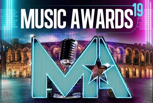 I «Music Awards» tornano senza «Wind». Ecco i cantanti