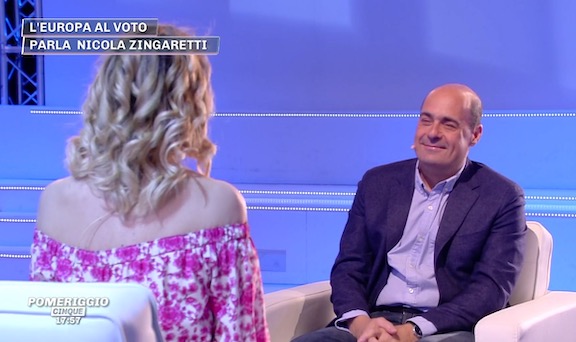 Pomeriggio Cinque, Nicola Zingaretti: «Il governo è come Mark Caltagirone, in realtà non c’è»