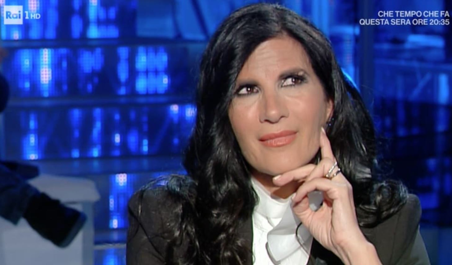 Pamela Prati a Domenica In per «un compenso medio/basso»: poco più di 3mila euro!