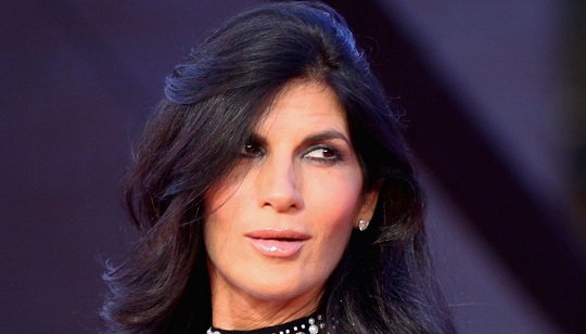 Pamela Prati «sta male». Matrimonio rinviato