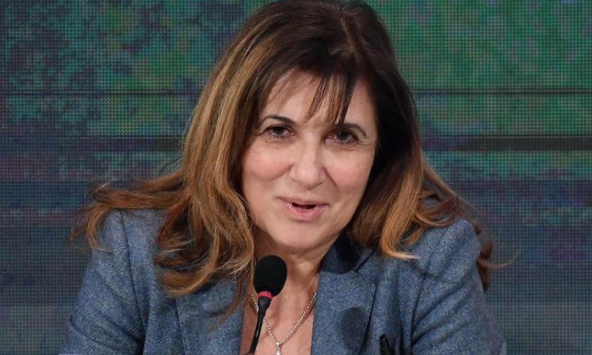 Rai1, caos e divergenze sui palinsesti estivi. Salta la conferenza stampa (e meno male!)