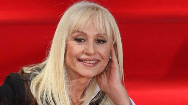 Raffaella Carrà: le sue canzoni diventeranno la colonna sonora di un musical in Spagna