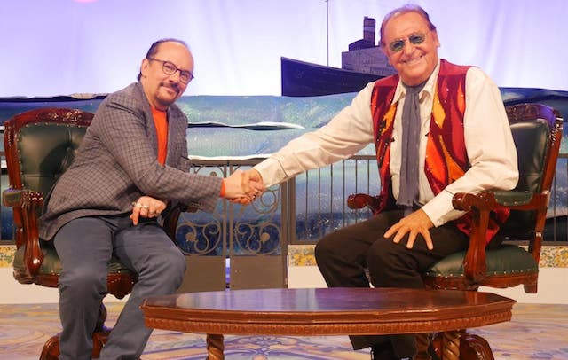 Ll’arte d’ ‘o sole: Renzo Arbore si racconta con la canzone napoletana