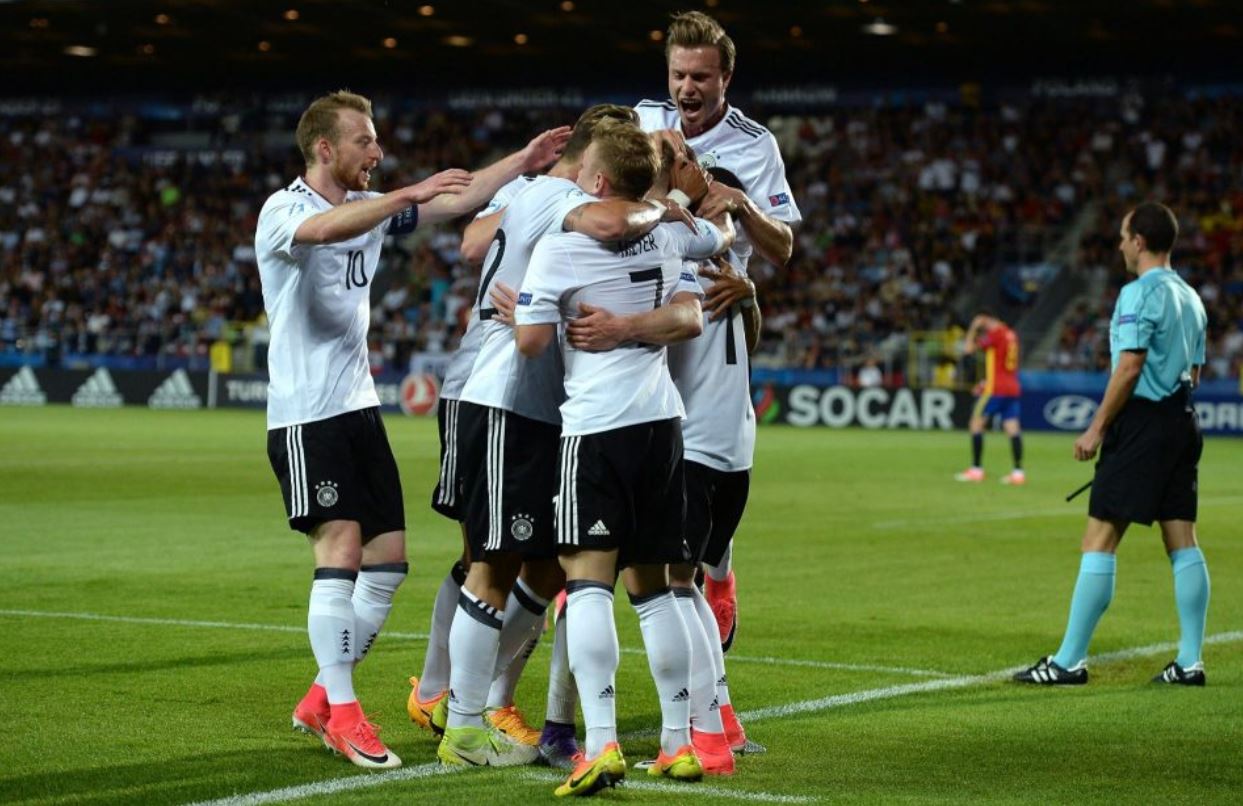 Programmi TV di stasera, domenica 30 giugno 2019