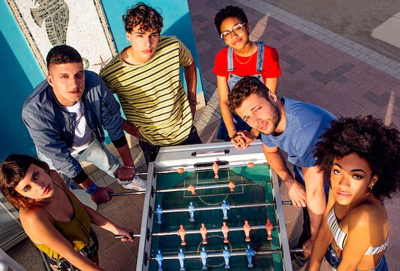 Summertime: Netflix ricicla Tre Metri Sopra il Cielo – Cast e trama