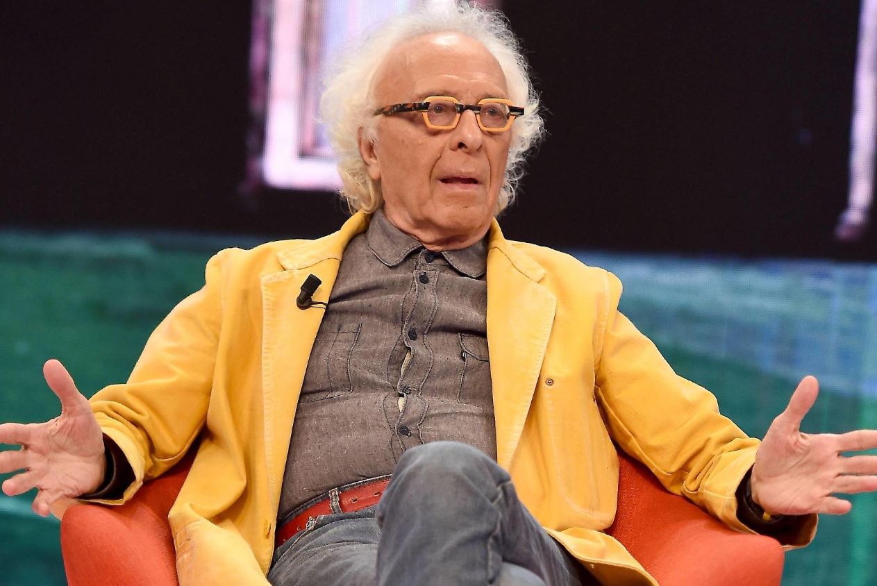 Quelli della Luna: al via su Rete4 il nuovo programma condotto da Giampiero Mughini