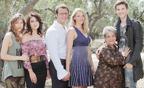 Programmi TV di stasera, martedì 30 luglio 2019. Su Rai1 Alessandro Preziosi in «La mia Bella Famiglia Italiana»
