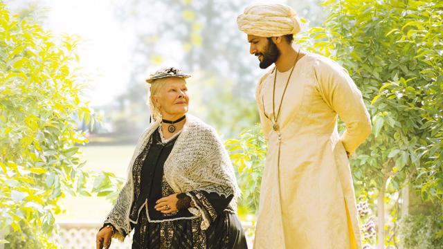 Programmi TV di stasera, domenica 7 luglio 2019. Su Canale 5 in prima tv Vittoria e Abdul