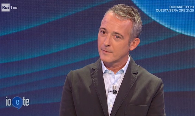 Io e Te, Diaco sclera con Vira Carbone perchè aveva il cellulare acceso: «Lo trovo maleducatissimo» – Video