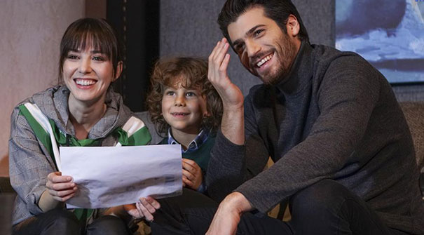 Bitter Sweet, anticipazioni: Ferit e Nazli ottengono la custodia di Bulut