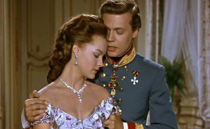 Ascolti TV | Mercoledì 14 agosto 2019. Vince la Supercoppa con il 16.2%, La Principessa Sissi su Rai3 all’8.2%