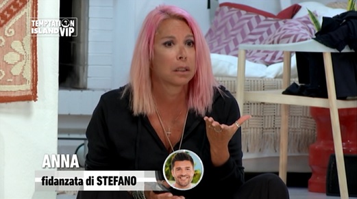 Temptation Island Vip 2019, anticipazioni quarta puntata: Anna Pettinelli minaccia di andarsene
