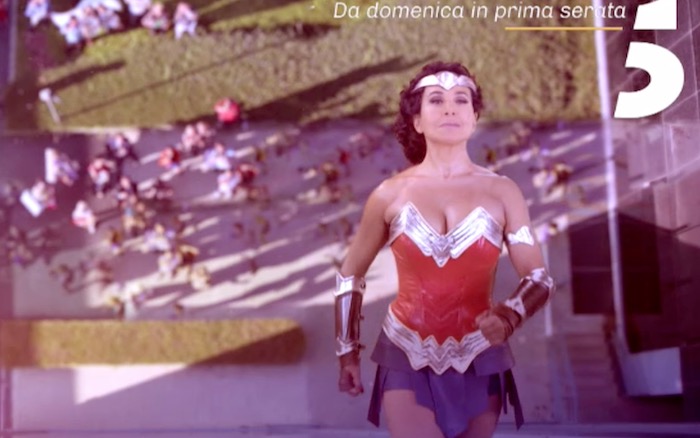 Live – Non è la D’Urso torna domenica sera. Barbara apre lo spazio DNA