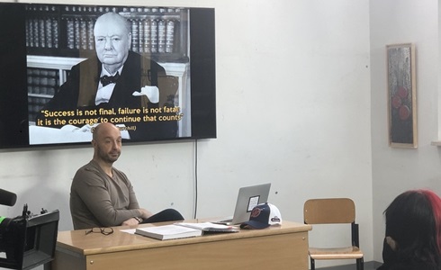 Programmi TV di stasera, martedì 24 settembre 2019. Sul Nove «Il supplente» è Joe Bastianich