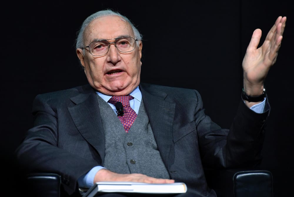 Pippo Baudo: «I palinsesti sono tutti uguali. Non sopporto più la cucina in tv. Nostalgia di un programma mio? L’eta c’è, come potrei concorrere con la Balivo?»