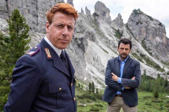 Ascolti TV | Giovedì 12 settembre 2019. Il debutto di Un Passo dal Cielo 5 (21.2%) doppia Cinquanta sfumature di Rosso (11.4%). Dritto e Rovescio parte dall’8.9%, X Factor dal 3.8%