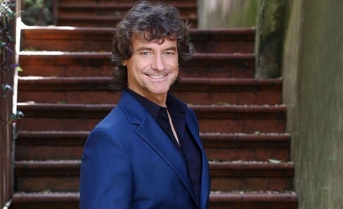 Programmi TV di stasera, sabato 5 ottobre 2019. Su Rai1 «Ulisse – Il Piacere della Scoperta» racconta la vita della Regina Maria Antonietta
