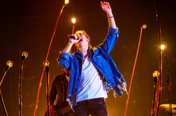 X Factor 2019, secondo live show: frecciate tra i giudici, fuori Enrico