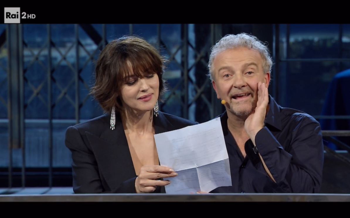 Maledetti Amici Miei: l’esperimento regge. Ma con la Bellucci occasione sprecata