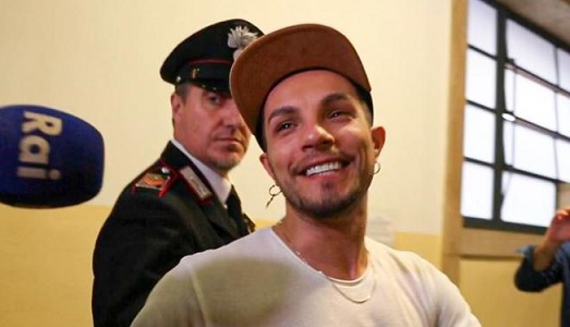 Marco Carta assolto dall’accusa di furto. «E’ come se oggi mi svegliassi da un brutto sogno»