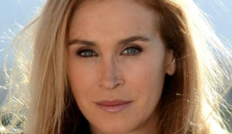 Live – Non è la D’Urso: nella quinta puntata arrivano Alba Parietti, Asia Argento e Clizia Incorvaia