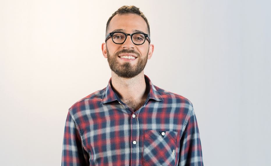 Piacere Maisano: su Tv8 le storie(s) d’attualità dell’ex Iena