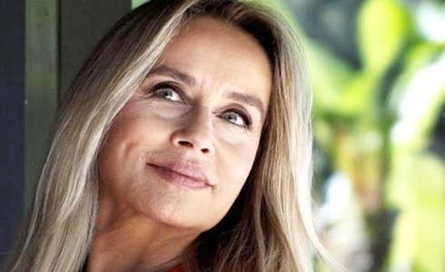 L’Attesa e Lo Zecchino di Natale: Paolo Belli e Gloria Guida padroni di casa degli speciali dell’Antoniano