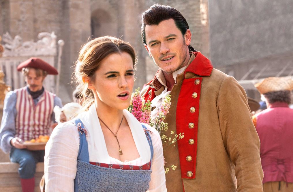 Programmi TV di stasera, mercoledì 25 dicembre 2019. Su Rai1 La Bella e la Bestia