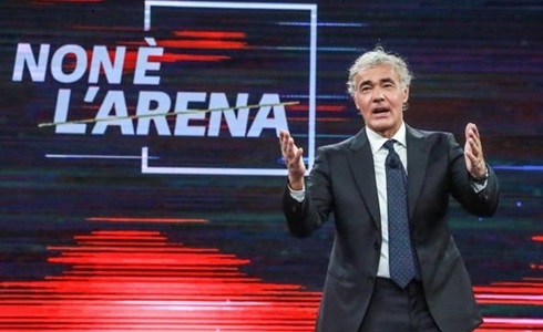 Programmi TV di stasera, domenica 8 dicembre 2019. A «Non è l’Arena» confronto chiarificatore tra Vittorio Sgarbi e Alessandro Cecchi Paone