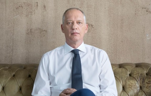 Sono le Venti: Peter Gomez sul Nove dal lunedì al venerdì