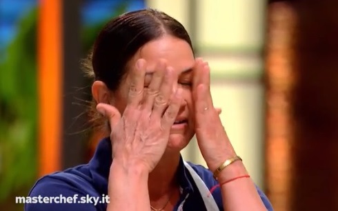 Masterchef 9: c’è chi si commuove, chi sembra intoccabile e chi si indigna