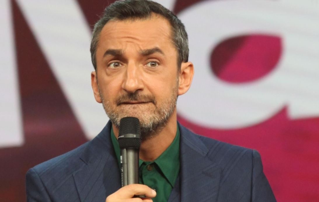 Sanremo 2020, Nicola Savino sul caso Gregoraci: «Mai parlato di destra e sinistra». E interviene Amadeus