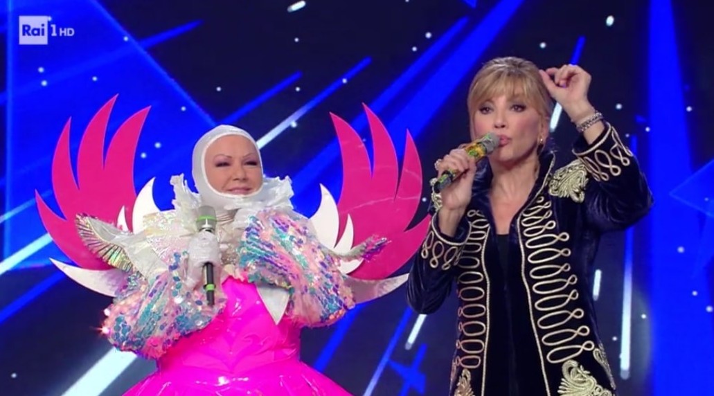 Il Cantante Mascherato: eliminato l’Unicorno. Era Orietta Berti