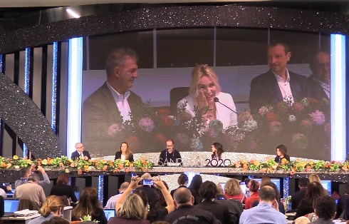 Sanremo 2020, Coletta: «E’ una bestemmia che Antonella non sia presente su Rai1». E la Clerici si commuove