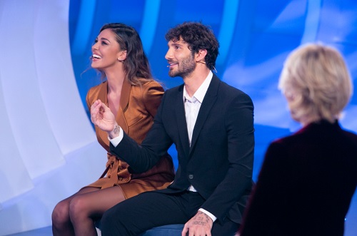 C’è Posta per Te: Pio e Amedeo, Belen e Stefano e Gonzalo Higuain ospiti della settima puntata