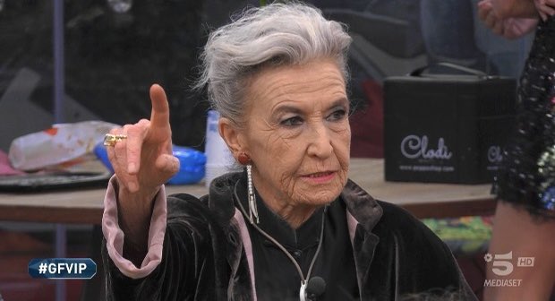 Grande Fratello Vip 2020, decima puntata – Eliminato Cucuzza, Barbara Alberti si ritira. Serena sbotta con Pago e Signorini e va al televoto con Licia (ma non ci sarà l’eliminazione)
