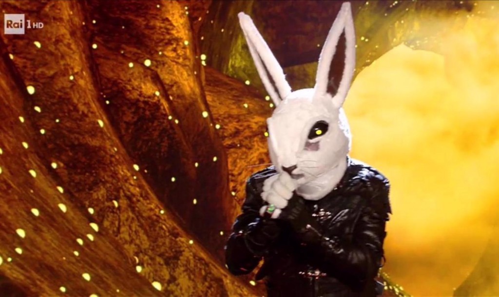 Sanremo 2020: Fiorello stasera si travestirà da Coniglio